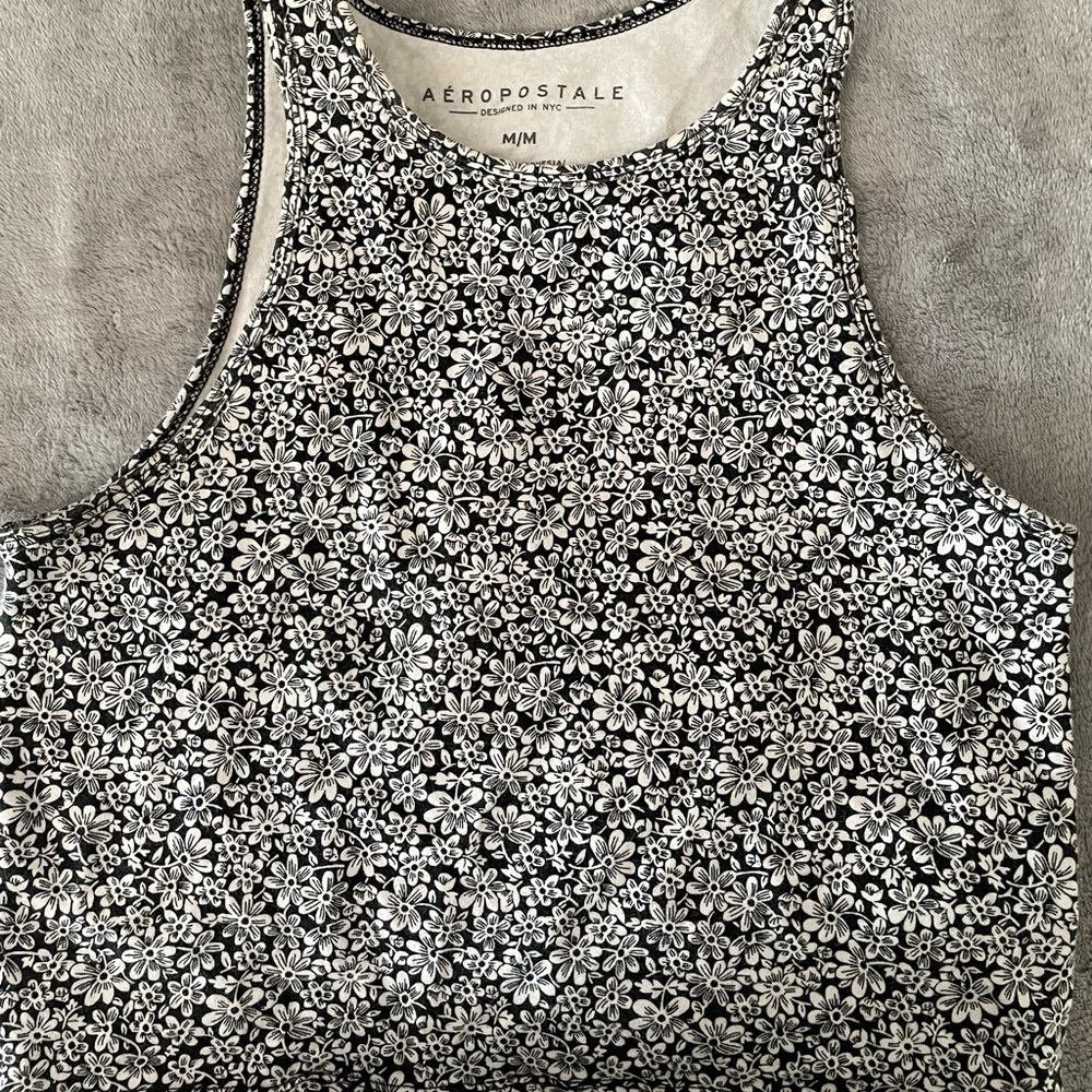 Floral tank